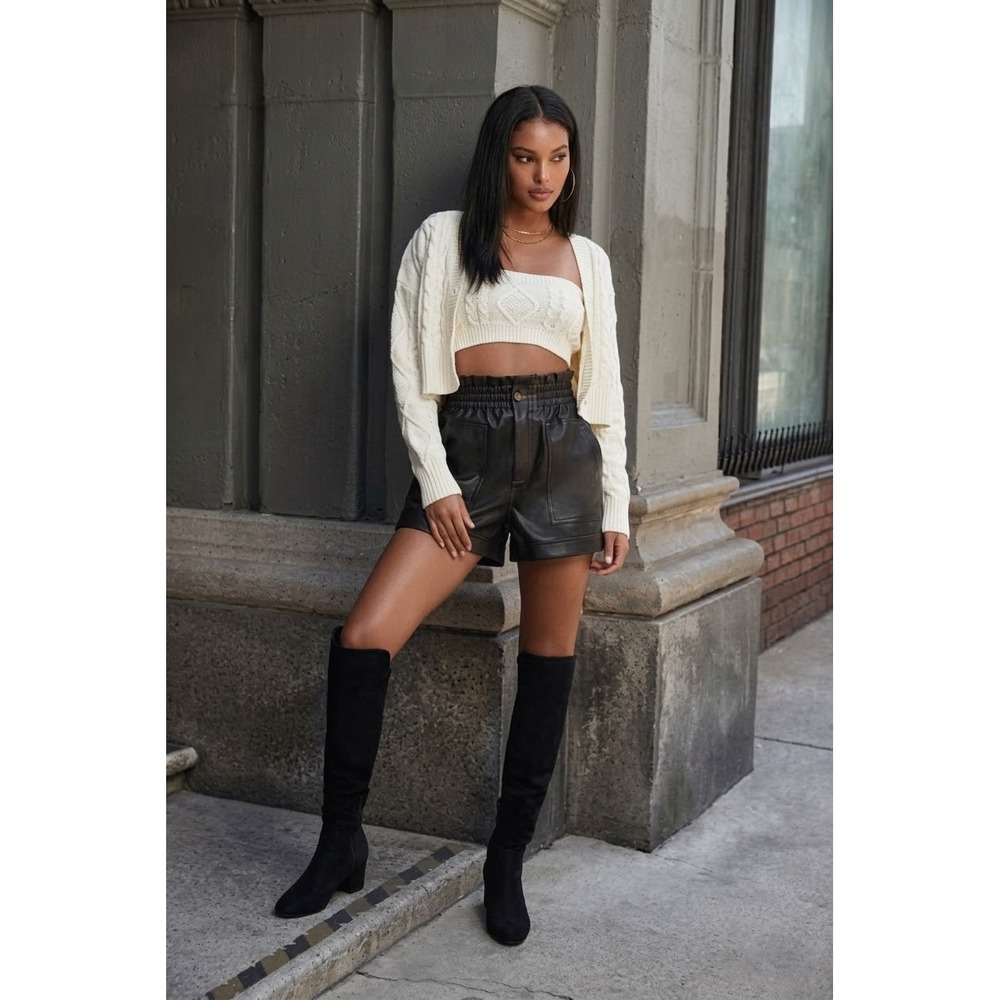 Olivaceous Black Faux Vegan Leather Shorts M Minimalist Old Money Baddie Edgy